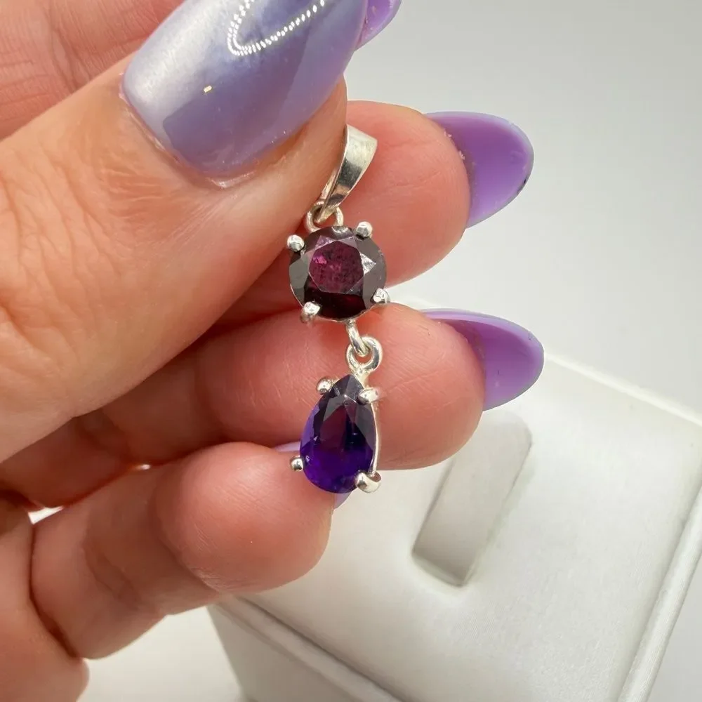 NWOT faceted‎ 7mm garnet and pear cut 8x5mm amethyst pendant in sterling silver!